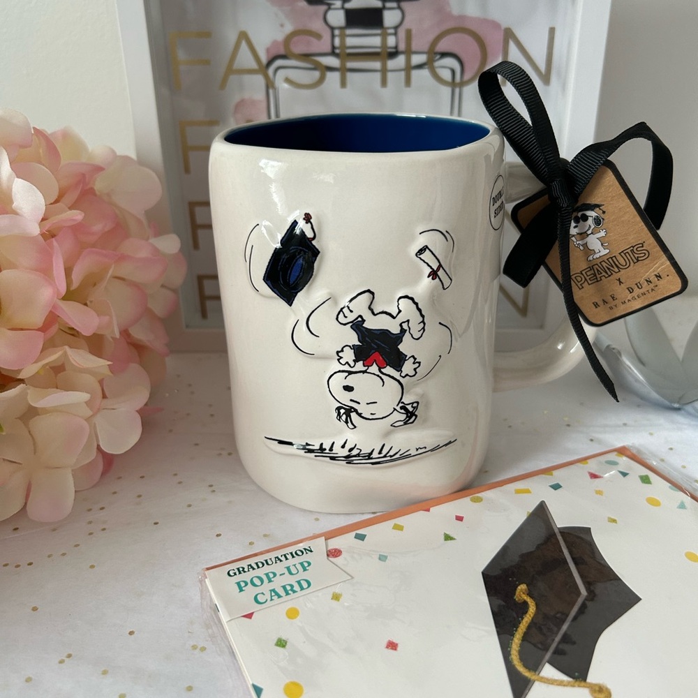 Graduation Mug Peanuts Snoopy Grad Gift with Grad Card Rae Dunn-New💐🎓